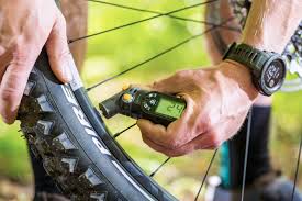 E-Bike Tire Pressure Guide: Optimal PSI for Maximum Performance Movcan