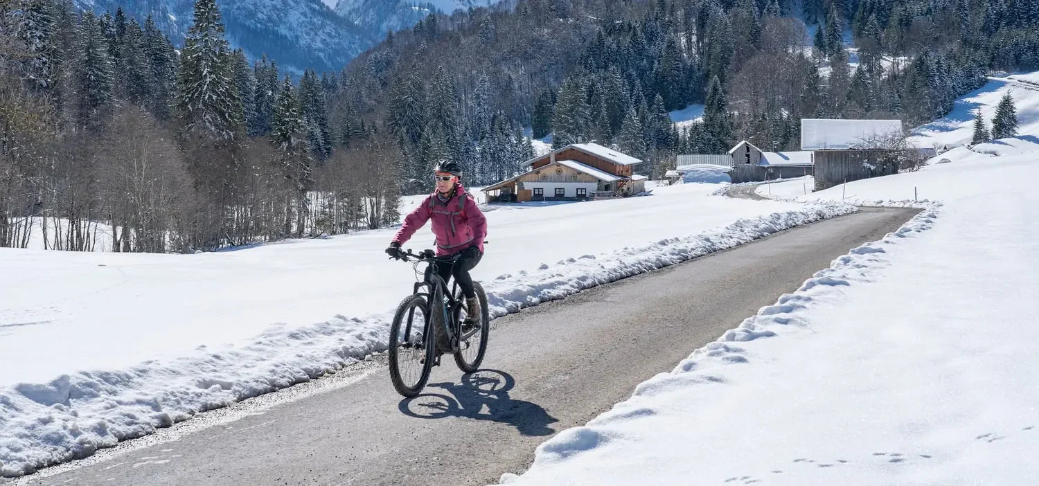 Master Winter E-Bike Riding: Complete Cold Weather Guide Movcan