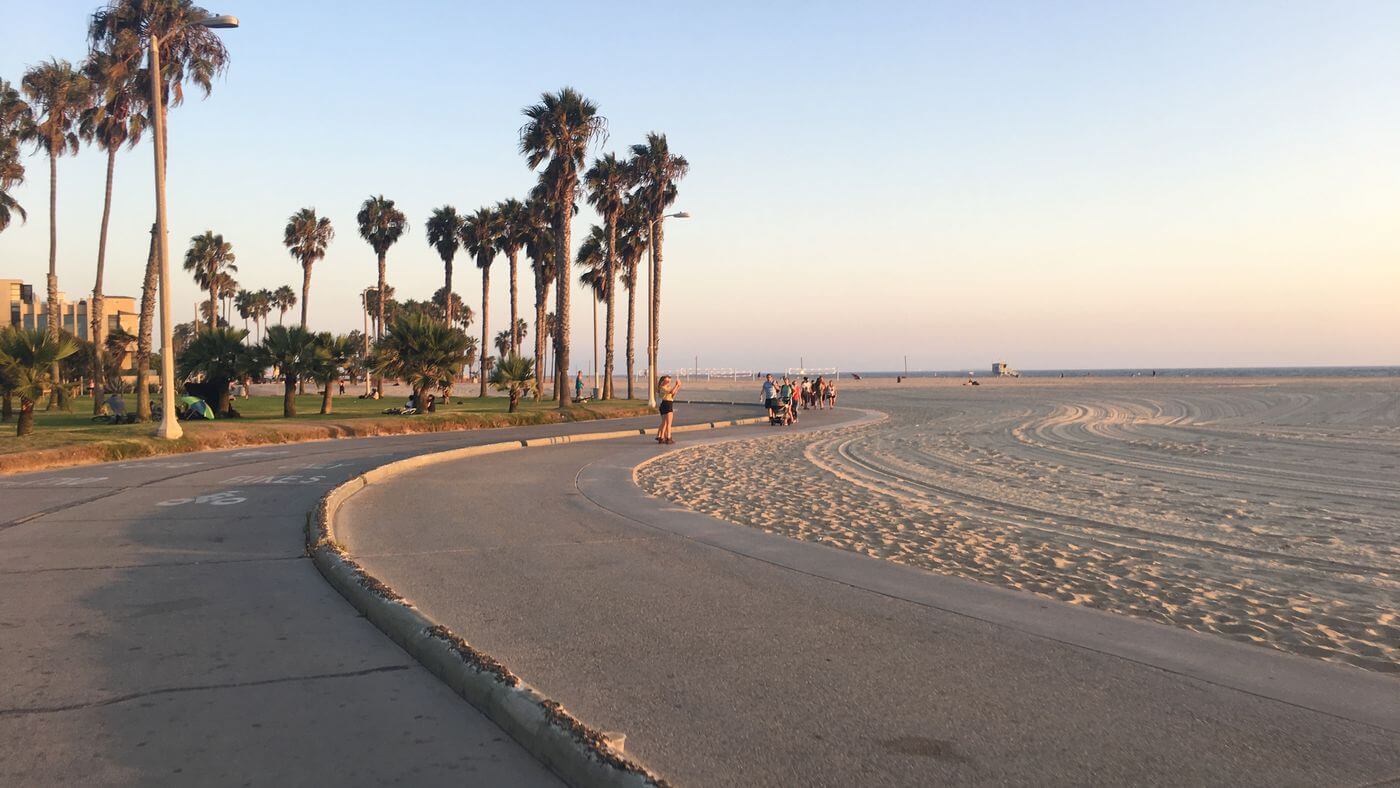 Discover Santa Monica's Scenic Shores: The Ultimate E-Bike Adventure Movcan